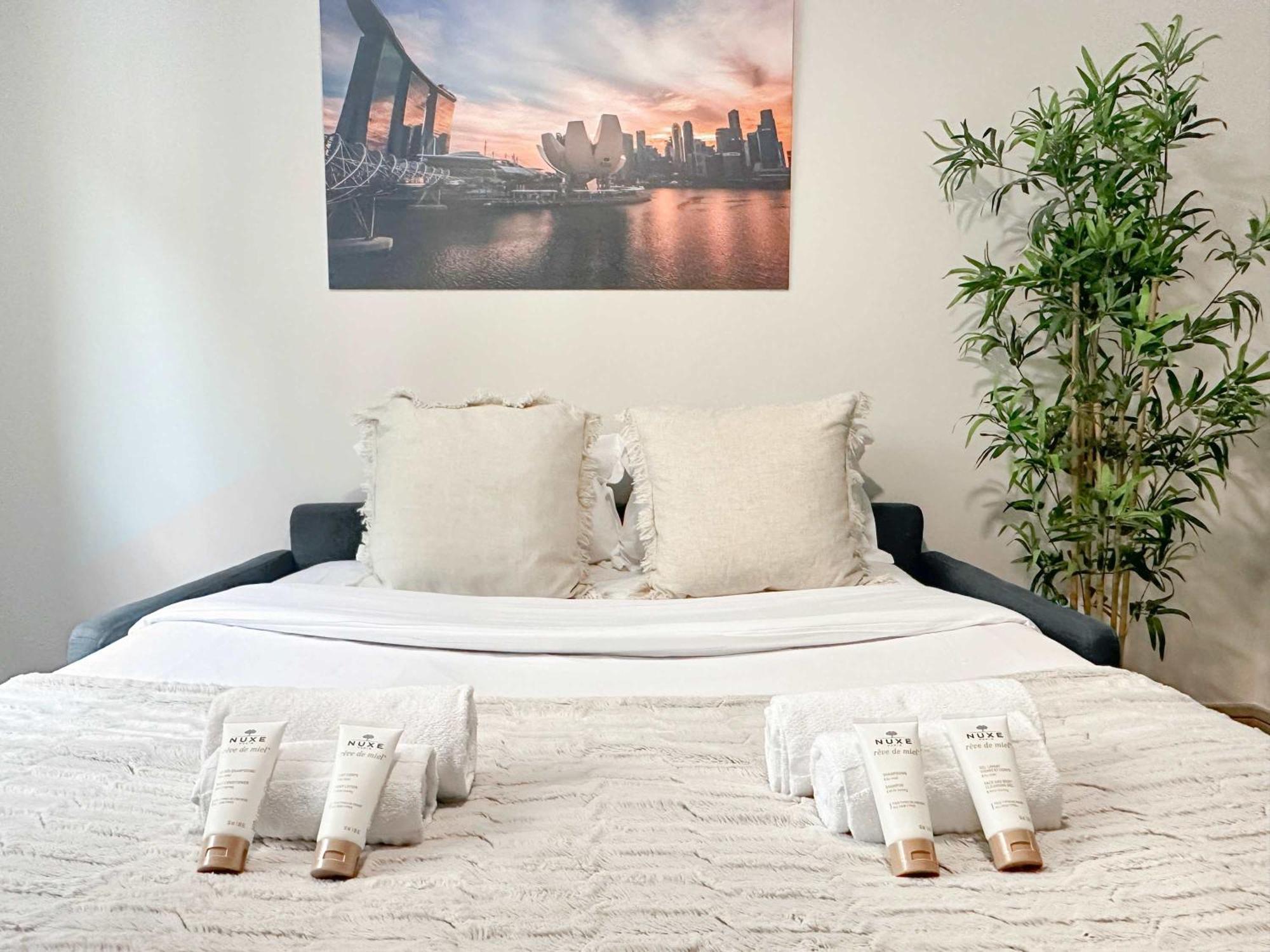 Elegant Escape Near Arc De Triomphe Apartment ปารีส ภายนอก รูปภาพ